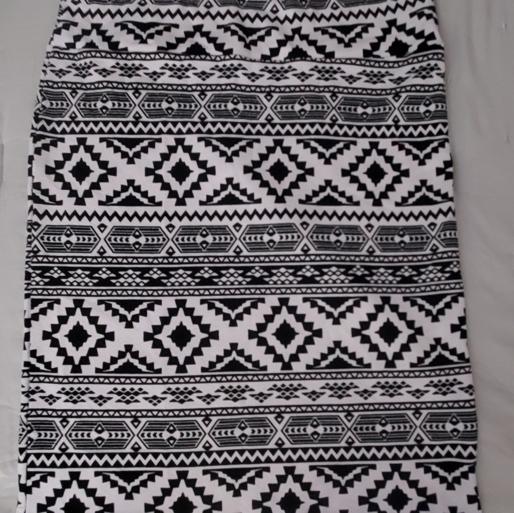 Lularoe Cassie Skirt